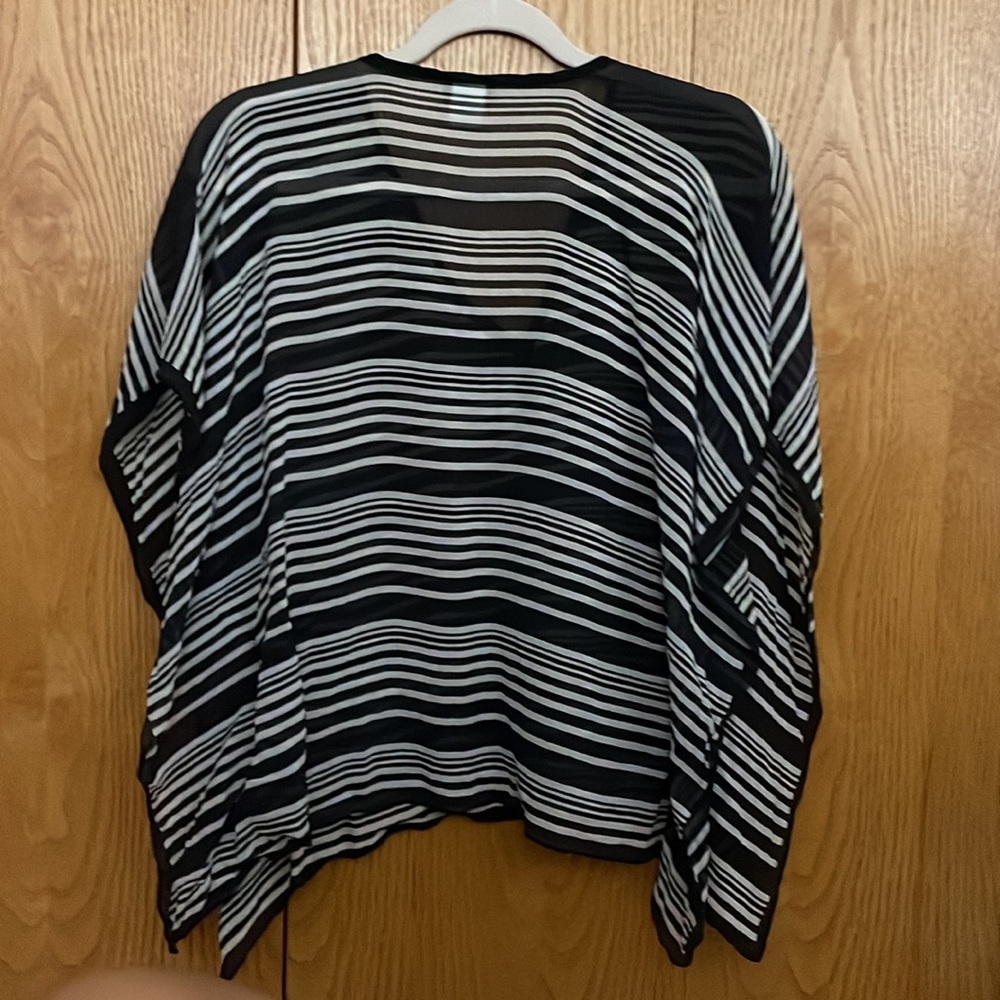 Talbots Flutter Top - image 3
